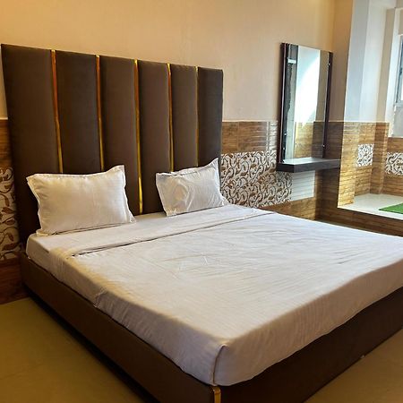 Mahoba Hotels7Apple מראה חיצוני תמונה